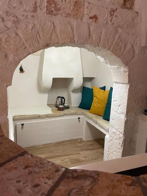 Petra Bianca Suite オストゥーニ エクステリア 写真